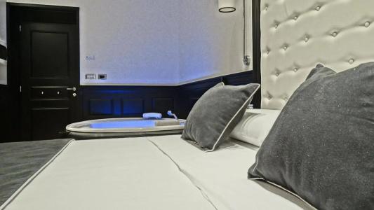 Vaticano Royal Suite Guest House - 11