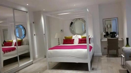 Twenty Nevern Square - 145