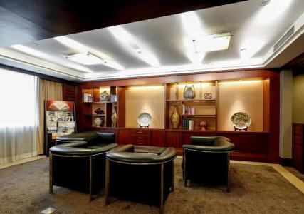 Grand International - 13