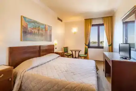 Panorama - 24