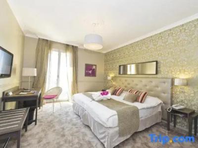 Hôtel Le Royal Promenade des Anglais - 136