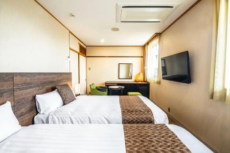 Quest Shimizu - 18