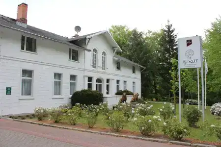 Weißes Schloß - 11
