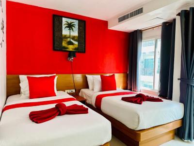 Pj Patong Resortel - 44