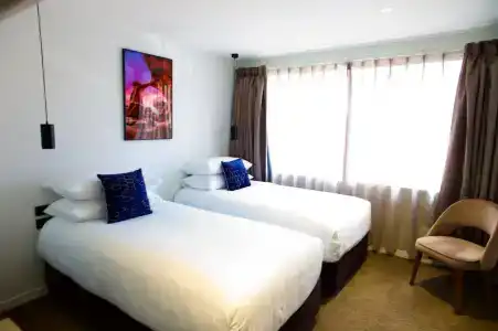 Regal Palms - 2