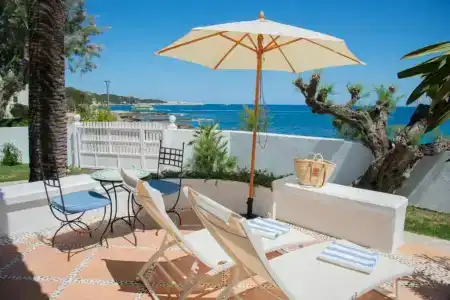 The Sea Club - 151