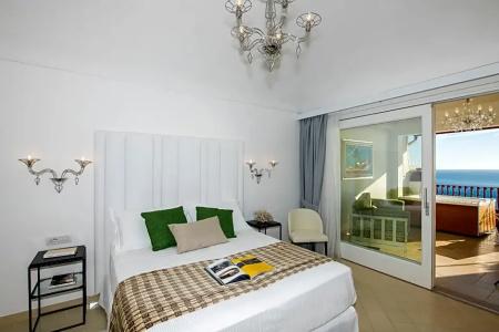 Eden Roc Suites - 249