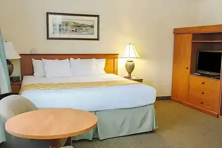 Inn - 32
