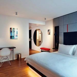 citizenM Paris Charles de Gaulle Airport - 6