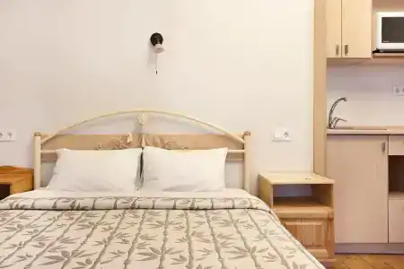 Basseynaya Apart - 160