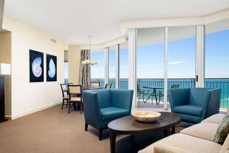 DoubleTree by Hilton Ocean Point - North Miami Beach - 7