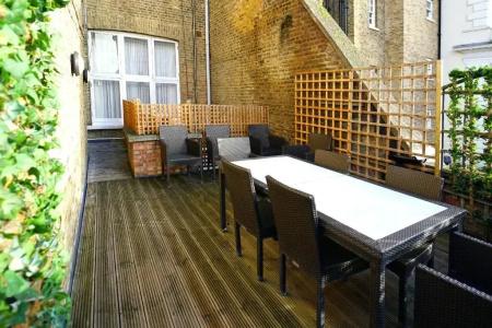Queensgate Court - 285