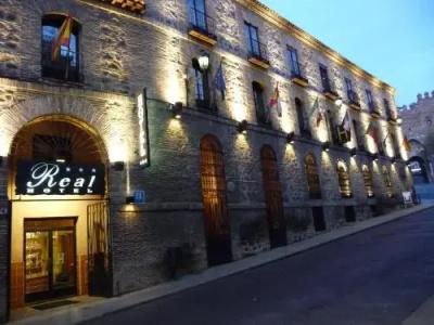 Real De Toledo - 13