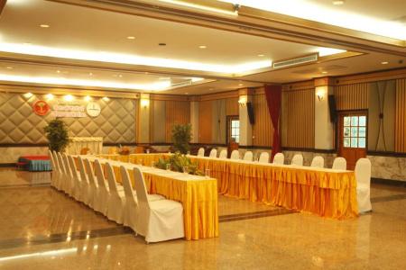 Boon Siam - 11