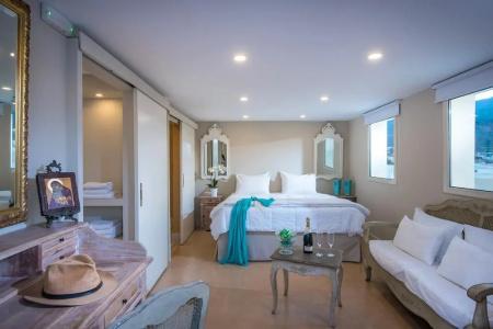 Parthenis Beach, Suites by the Sea - 2