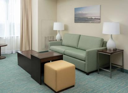 DoubleTree by Hilton Miami Doral - 2