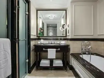 The Langham London - 34