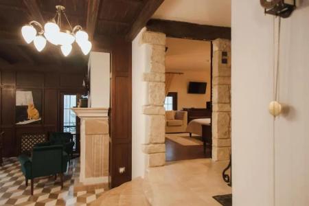 Boutique Vila 8 - 16
