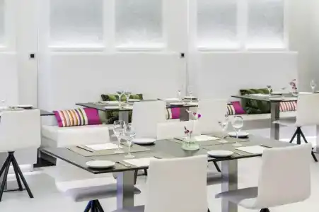 Ilunion Suites Madrid - 25