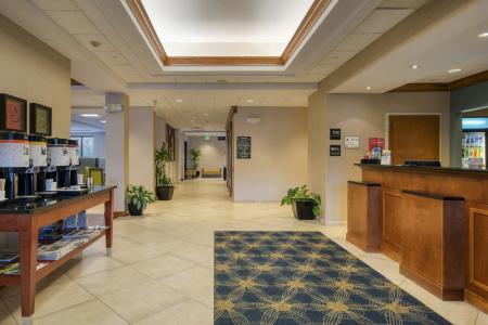 Hampton Inn University Area - 1