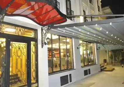 Shah Inn - 33