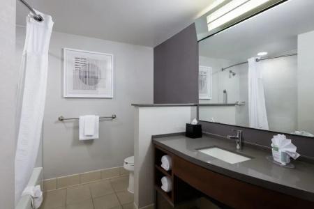 Courtyard by Marriott at Old Town - 70