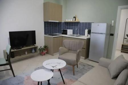 Oda Tirana - 105