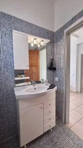 Amperian Mykonos Suites & Villas - 371