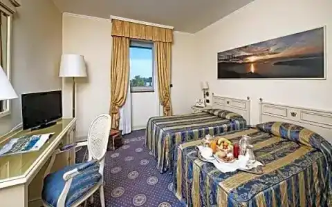 Savoy Palace - 68