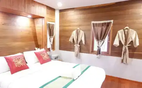Yotaka@Pai - 5