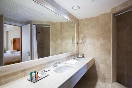 Hilton Rome Airport - 14