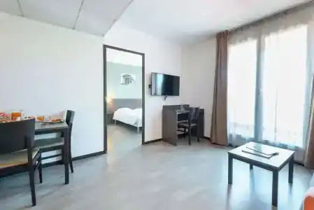 Zenitude Hôtel-Résidences Nîmes Centre - 57