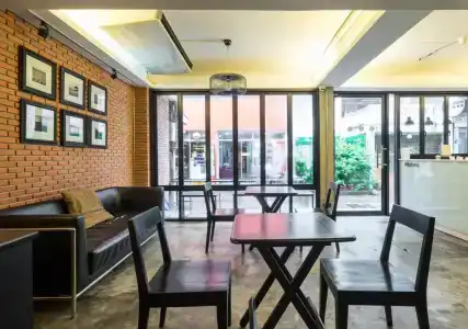 Di Place - 7
