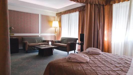 Grand Excelsior's - 52