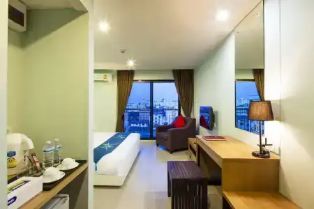 Livotel Lat Phrao Bangkok - 8