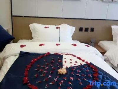 Mingchun International Holiday - 12