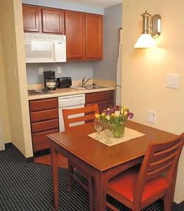 Residence Inn by Marriott Boston Harbor on Tudor Wharf - 72
