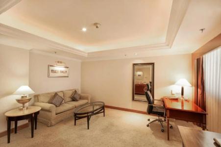 Crowne Plaza Qingdao, an IHG - 79