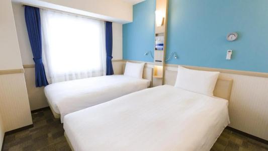 Toyoko Inn Chiba Makuhari - 19