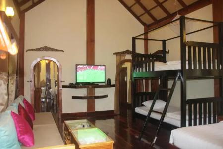 Royal Mayura Resort - 26