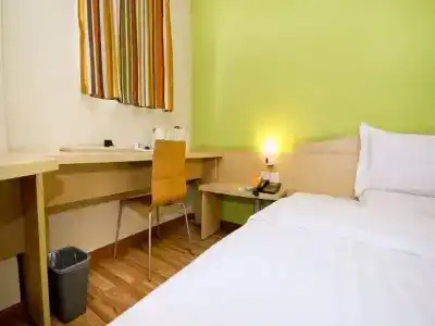 7Days Inn Xian Jin Hua Road Tong Hua Meng Subway Station - 5