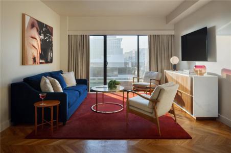 Sixty Beverly Hills - 44