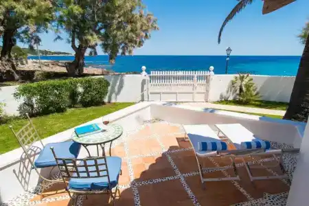 The Sea Club - 157