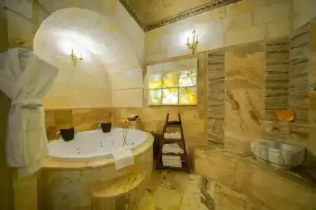Serenus Cave Suites - 64