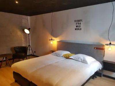 Upstairs - 18