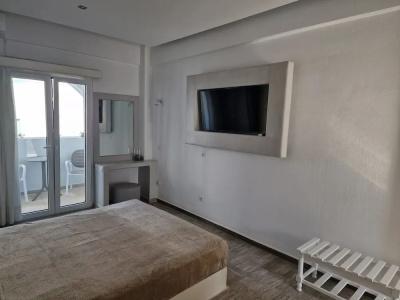 Argiris Studios - 90