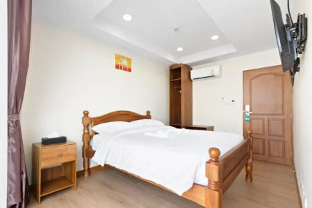 Royale 8 Ville Guest House - 34