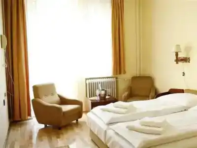 Bara Budapest - 4