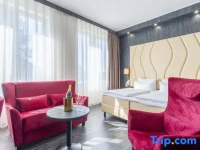 Plaza Schwerin; Sure Collection By Best Western - 145