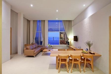 Balcony Seaside Sriracha & Serviced - 105